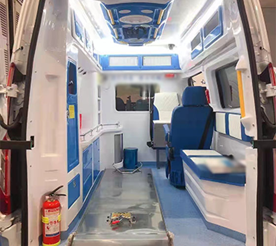 隆林车辆内部展示